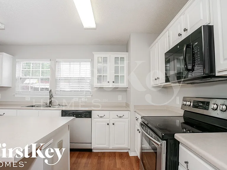 10851 Zimmerman Ln — Photo 8