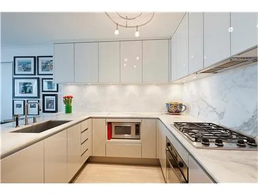 Rented by Douglas Elliman | media 14