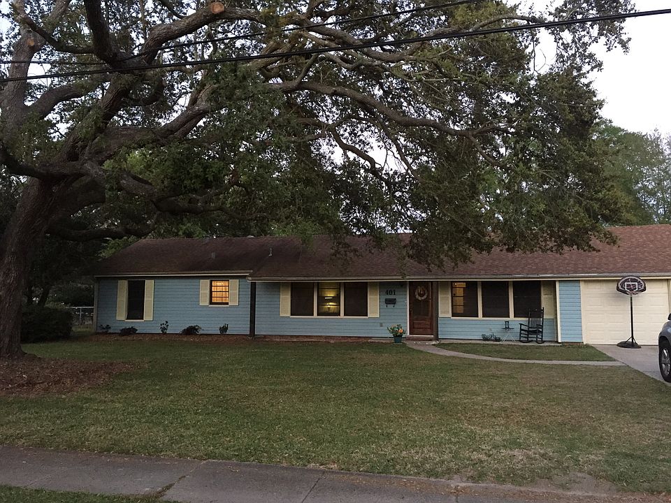 1st image of 401 Jefferson Dr