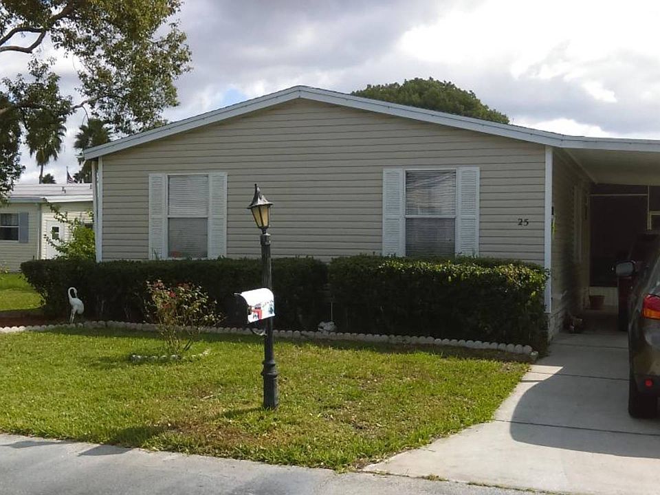 1st image of 25 E Hampton Dr