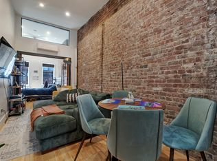 331 S 1st St APT 3L, Brooklyn, NY 11211