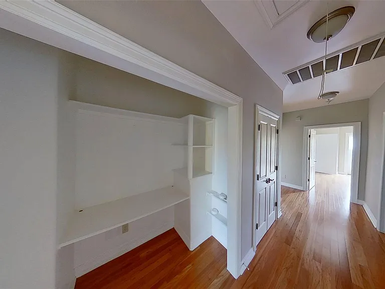 2506 Camden Park — Photo 22