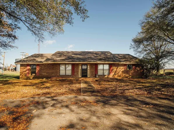 (undisclosed Address), Holly Grove, AR 72069