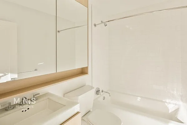 Rented by MNS | media 4