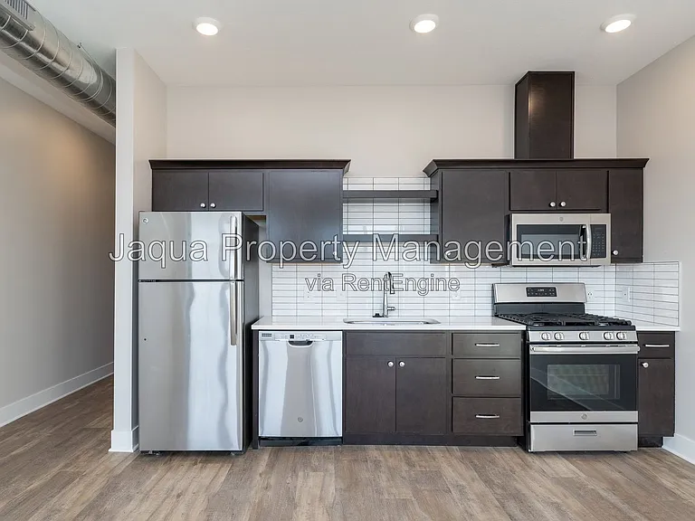 335 Center St #204 — Photo 11