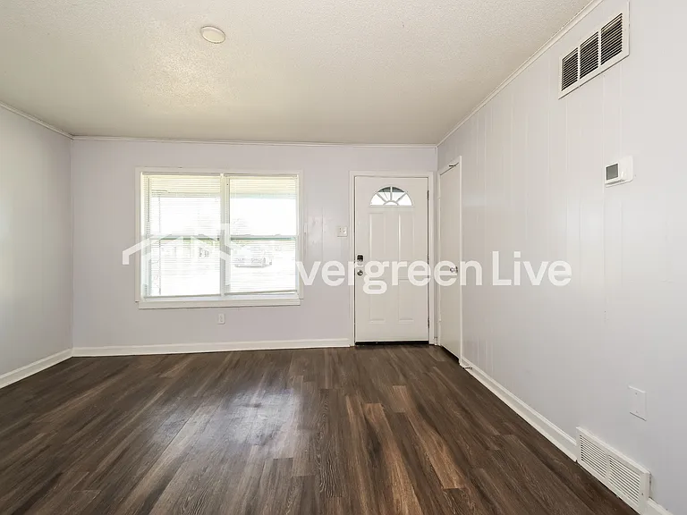 6070 Tulane Rd — Photo 3