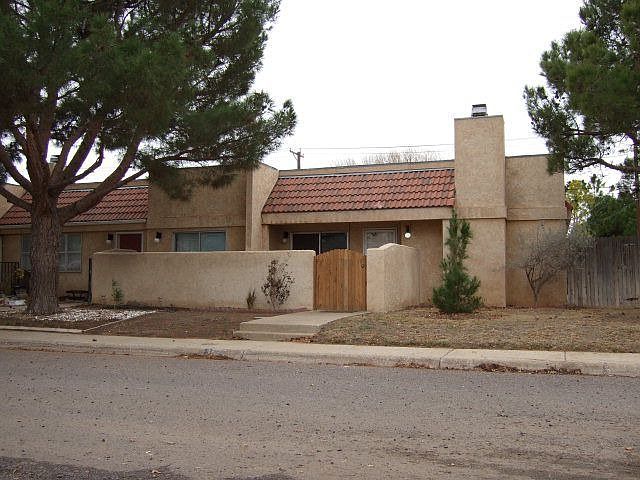 1st image of 3319 Pinemont Dr