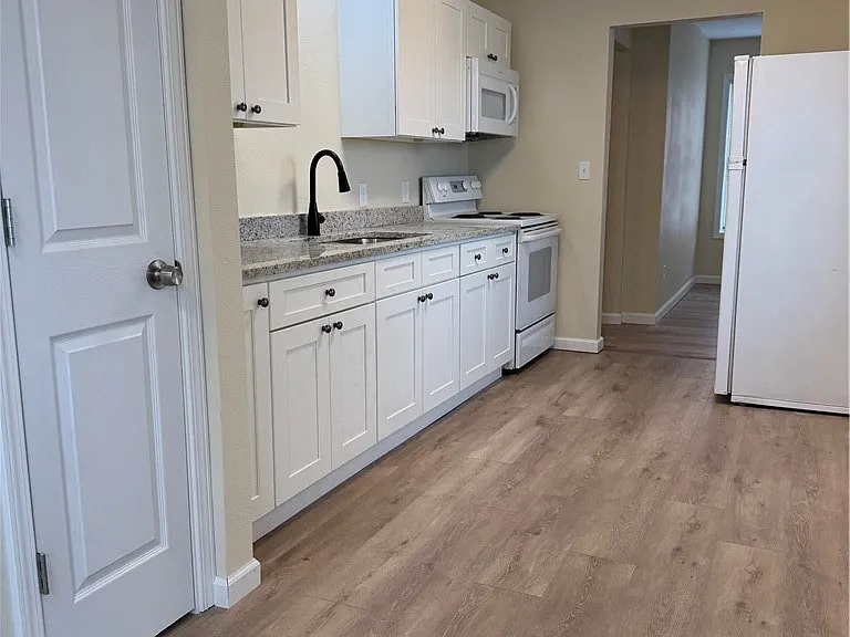 4642 Cheryl Dr — Photo 11