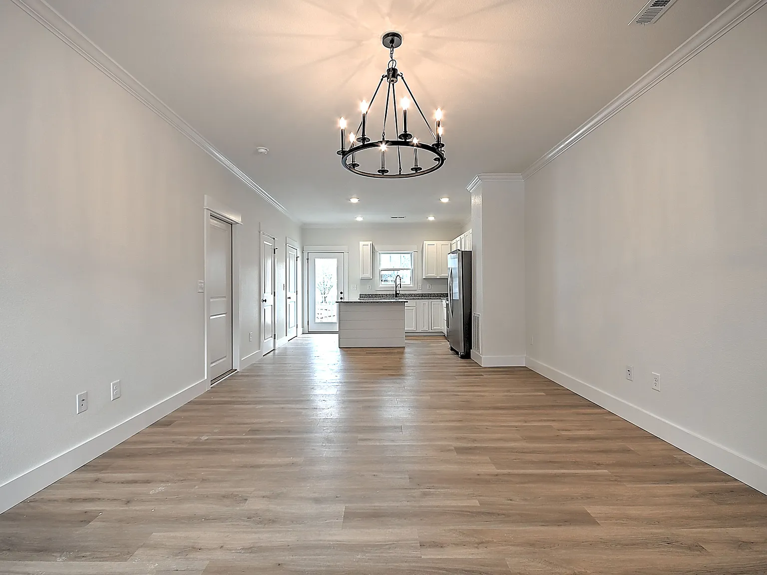 2 bed, 2.5 bath, 1246 sqft, $1,750 — Photo 3
