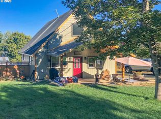 1387 NW Grove St, Roseburg, OR