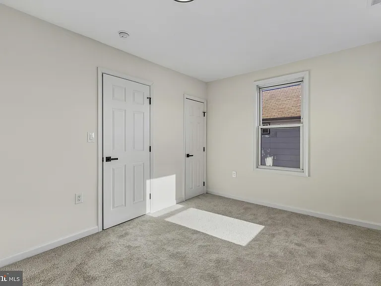 507 Washburn Ave — Photo 17