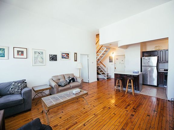 4th image of 190 Fordham St APT 13