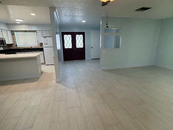 5th image of 10615 Wintercress Cir