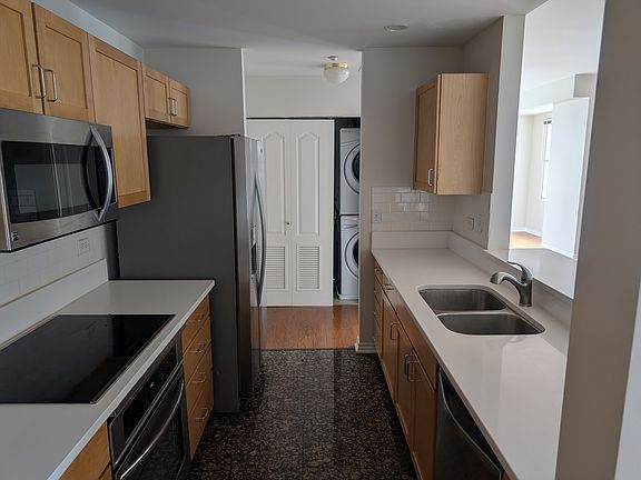 4th image of 300 W 11th Ave Unit 8E