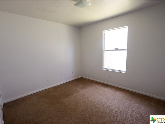 4th image of 2312 Maedell Dr