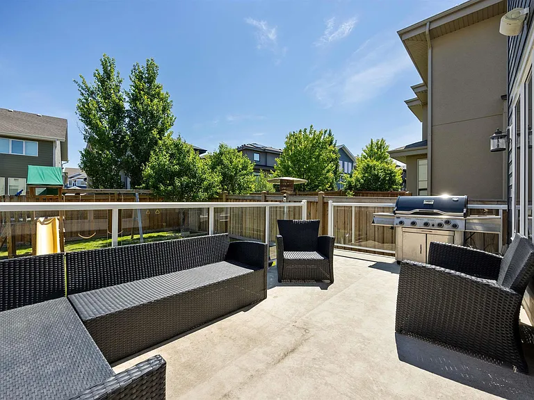 1305 Hainstock Way SW — Photo 56