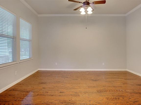 5th image of 8113 Bridge St
