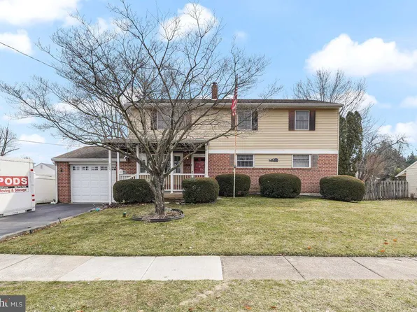 2687 Bancroft Dr, Aston, PA 19014