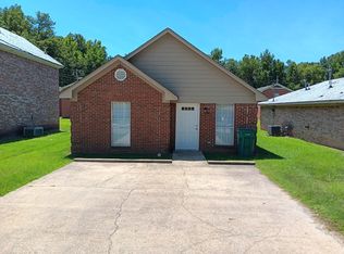 109 Indian Village Ln, Saltillo, MS 38866