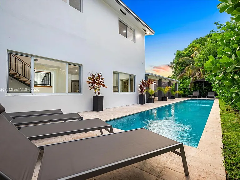 1651 SW 13th Ave — Photo 78