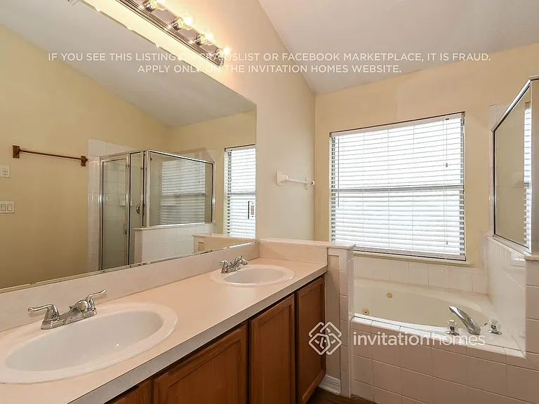 12580 Brookchase Ln — Photo 17