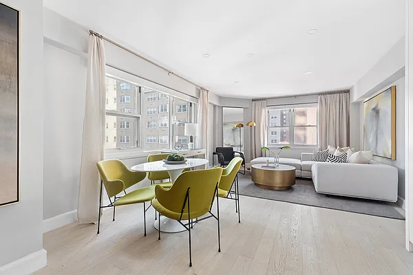Sold by Compass | media 7