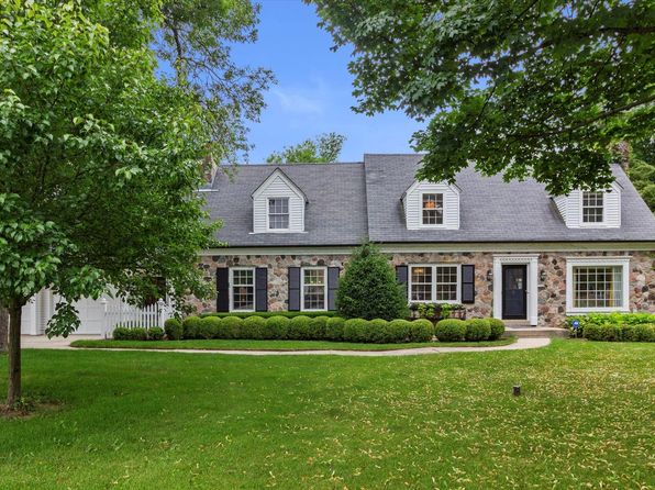 Fox Point Real Estate - Fox Point WI Homes For Sale | Zillow