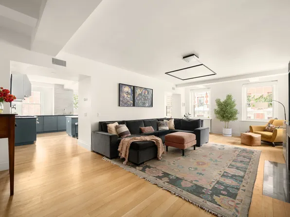 160 Henry Street image 1 of 17