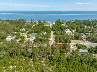 2283 Oak St, Lanark Village, FL 32323