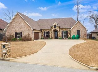 1606 Riviera Dr, Longview, TX 75605