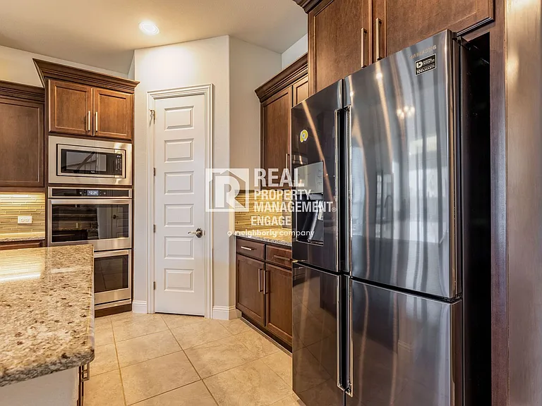 7757 Cooke Dr — Photo 14