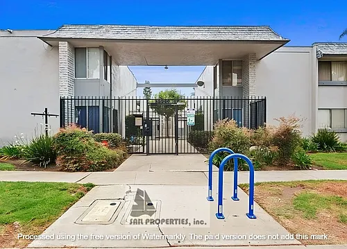 5500 Ackerfield Ave Photo 1