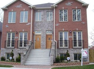 1560 Florence Ave, Evanston, IL