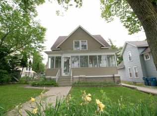 240 Krakar Ave, Joliet, IL 60432