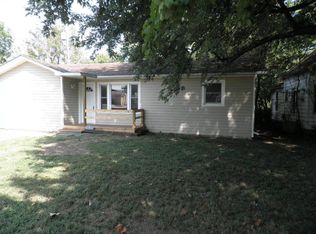 1433 W Florida St, Springfield, MO 65803
