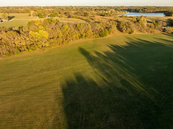 6 Highway Oo, Odessa, MO 64076