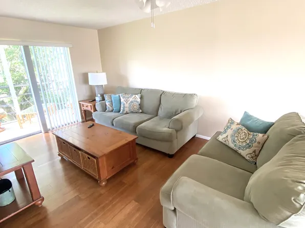 4210 Ironwood Cir, Bradenton, FL