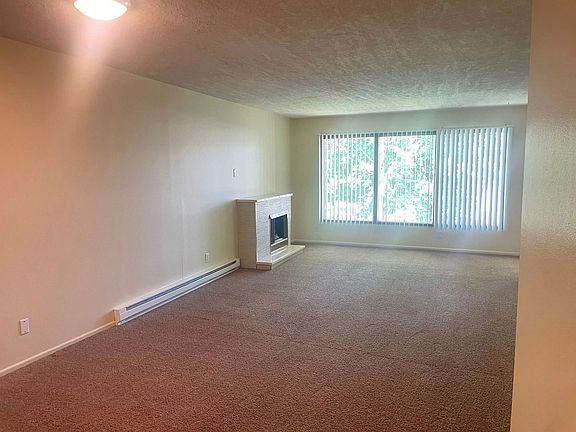 2nd image of 530 13th St NE #8