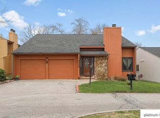 14968 Weir Plz #20-A, Omaha, NE 68137