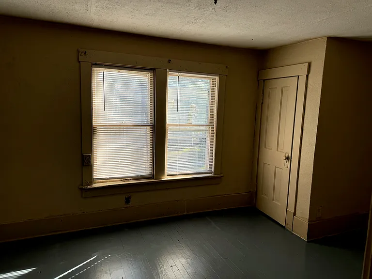 2802 Laurel Ave — Photo 14