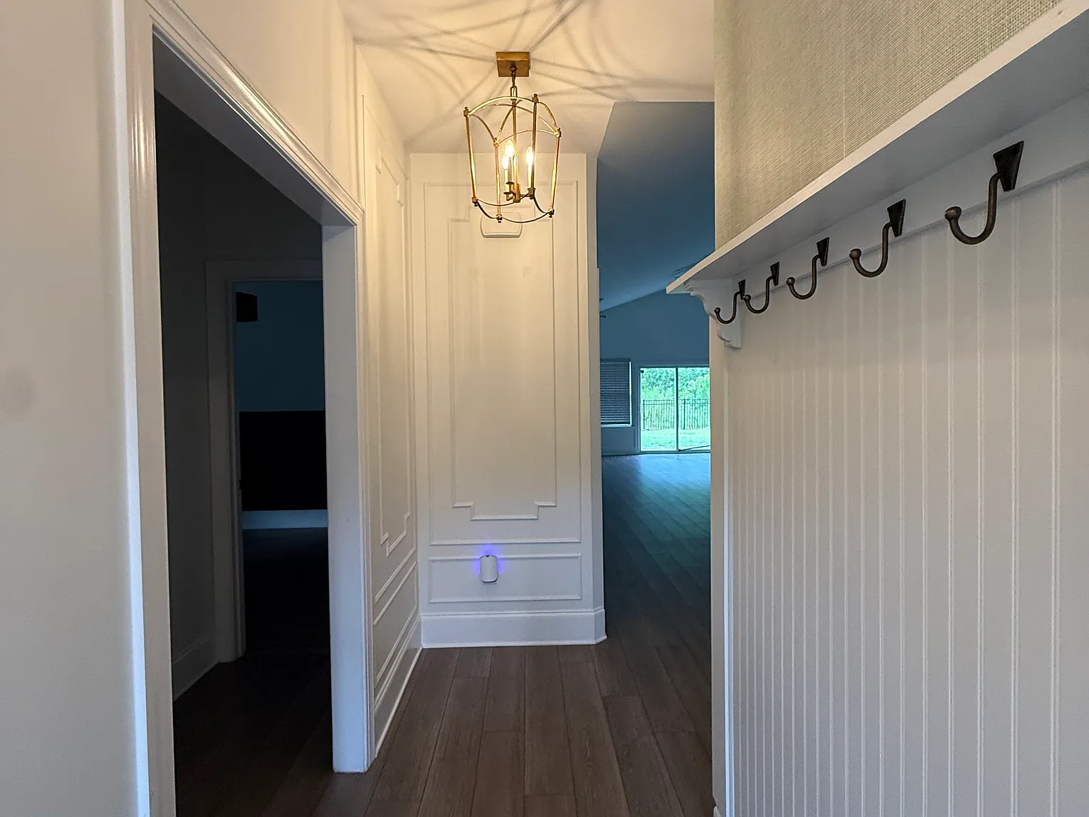 3 bed, 1418 sqft, $2,650 — Photo 2