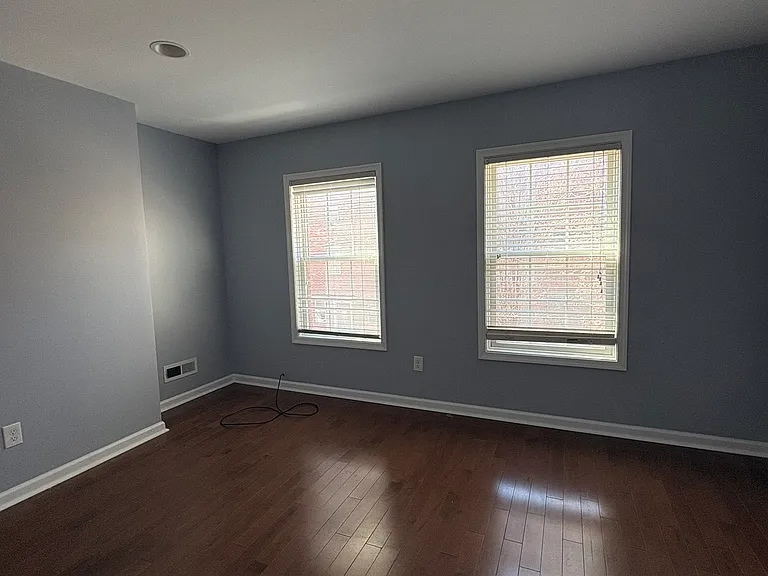 811 N 15th St — Photo 10