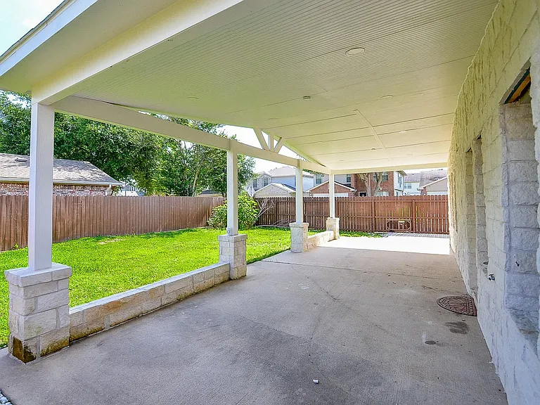 13410 Cricklewood Creek Ln — Photo 29