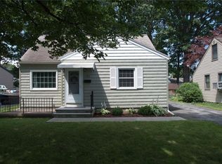 111 Marwood Rd, Rochester, NY 14616