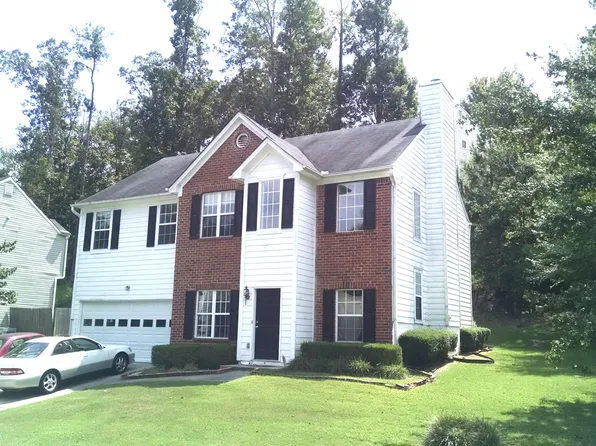 930 Shadow Lakes Dr, Lithonia, GA 30058