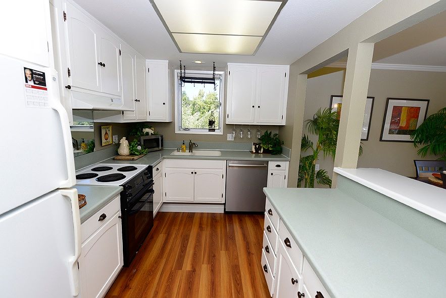 1st image of 2549 Pine Knoll Dr Unit 1