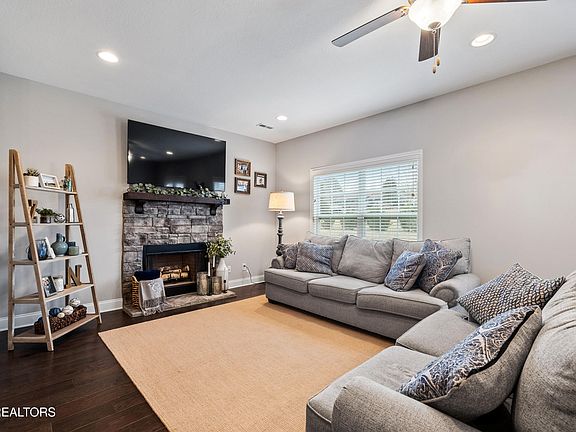 2nd image of 6769 Padgett Hill Ln