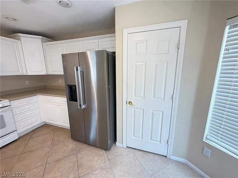 578 Poplar Leaf St — Photo 7