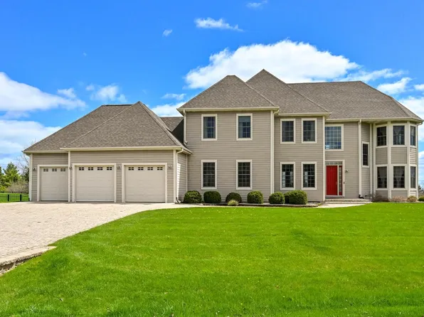 3268 Bay Hill ROAD, Port Washington, WI 53074