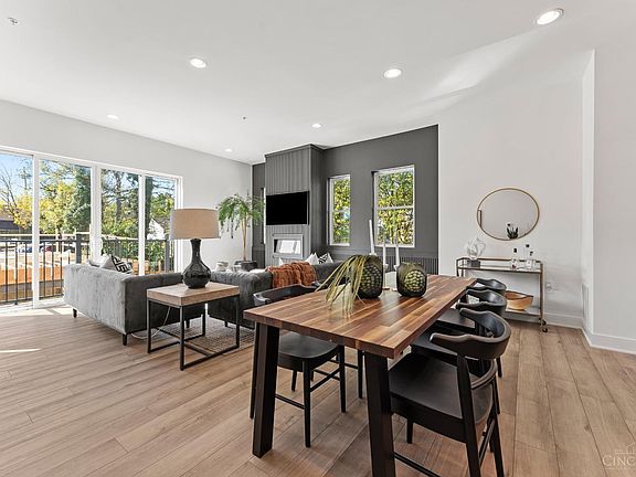 5th image of 3723 Isabella Ave #7